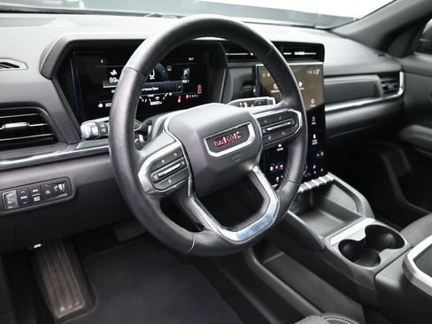 Used 2025 GMC Terrain Elevation AWD/4WD image 17