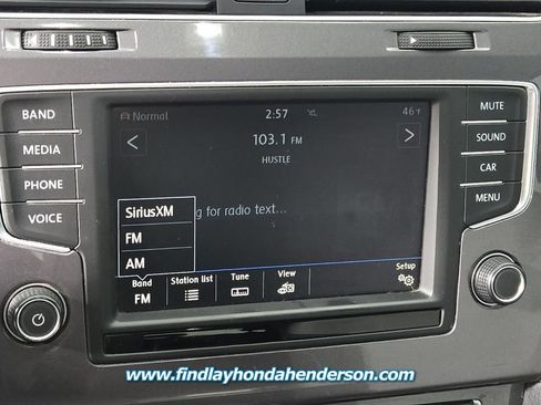 Used 2016 Volkswagen e-Golf SE w/ DC Fast Charging Package image 18