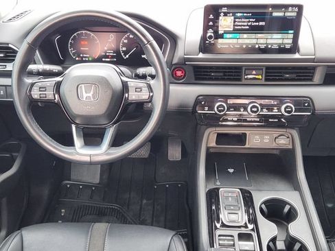 Used 2023 Honda Pilot Touring image 28