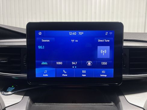 Used 2020 Ford Explorer XLT w/ Equipment Group 202A image 11