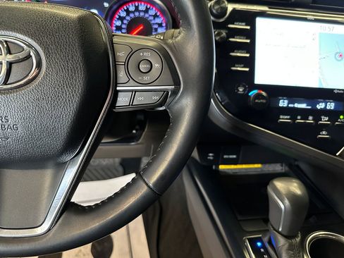 Used 2018 Toyota Camry XSE w/ Driver Assist Package FWD image 12