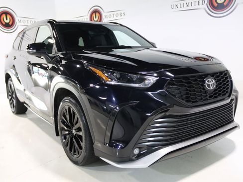 Used 2023 Toyota Highlander L image 23