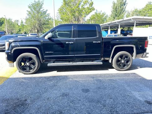 Used 2016 GMC Sierra 1500 Denali w/ Enhanced Driver Alert Package AWD/4WD image 3