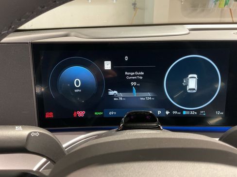 New 2026 Hyundai Ioniq 9 SEL AWD/4WD image 15