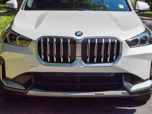 Used 2025 BMW X1 xDrive28i AWD/4WD image 29