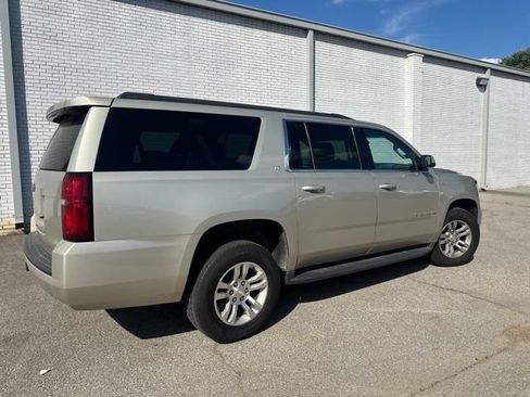 Used 2016 Chevrolet Suburban LT AWD/4WD image 10