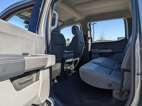 Used 2025 Ford F250 XLT image 33