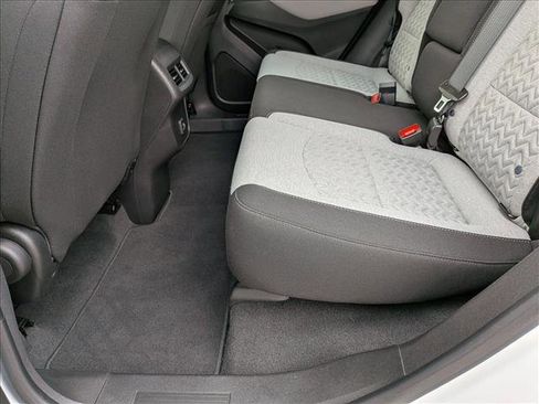 Certified 2024 Chevrolet Equinox LS image 19