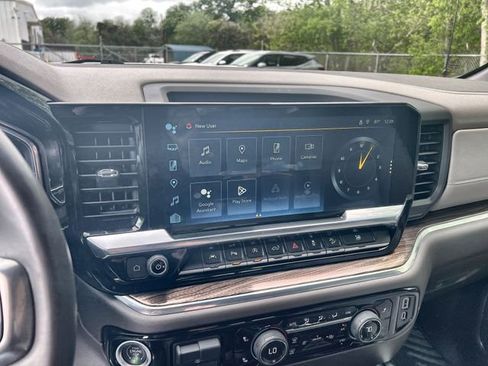 Certified 2024 Chevrolet Silverado 1500 RST w/ Convenience Package II AWD/4WD image 13