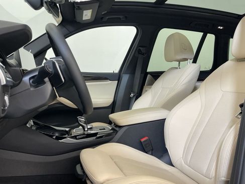 Used 2024 BMW X3 xDrive30i w/ Convenience Package w/ZPA image 5