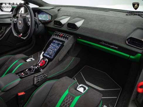 Used 2023 Lamborghini Huracan Tecnica image 20