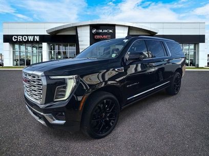 Used 2025 GMC Yukon XL Denali w/ Sun & Power Step Package
