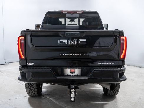 Used 2024 GMC Sierra 2500 Denali Ultimate w/ Max Trailering Package image 5
