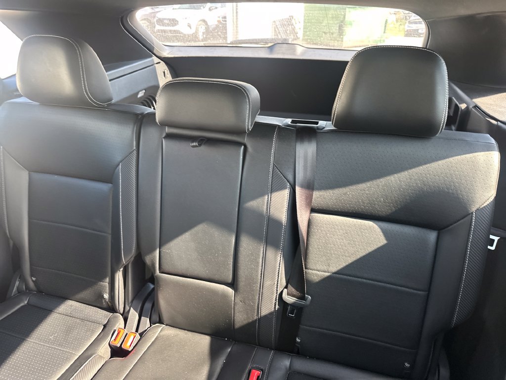 Used 2022 Volkswagen Atlas Cross Sport SE FWD image 45