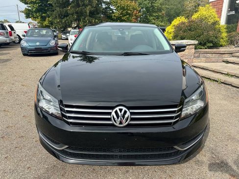 Used 2015 Volkswagen Passat 1.8T S w/ Technology Package FWD image 11