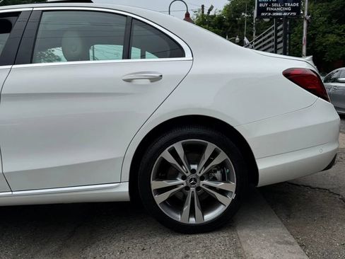 Used 2019 Mercedes-Benz C 300 4MATIC Sedan image 9