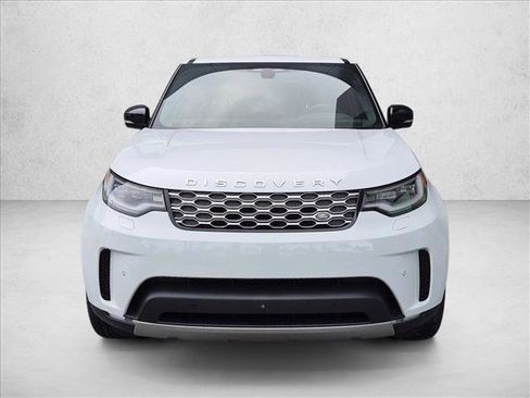 Certified 2025 Land Rover Discovery S AWD/4WD image 2