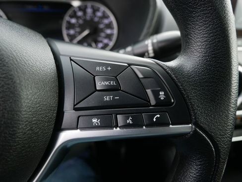 Used 2024 Nissan Sentra SV image 20