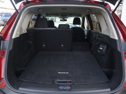 Used 2021 Nissan Rogue SV image 43