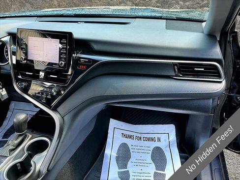 Used 2023 Toyota Camry LE FWD image 15