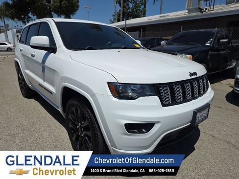 Used 2019 Jeep Grand Cherokee Altitude RWD image 10