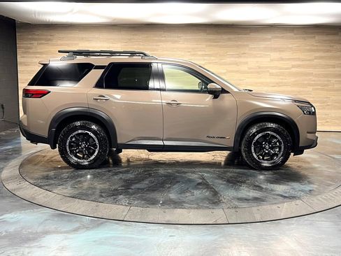 Used 2025 Nissan Pathfinder SV AWD/4WD image 30