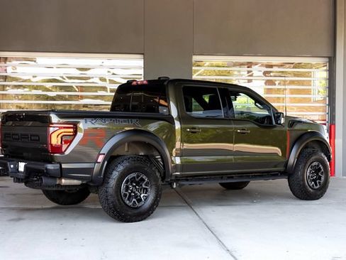 Used 2025 Ford F150 Raptor w/ Equipment Group 803A Raptor R AWD/4WD image 7