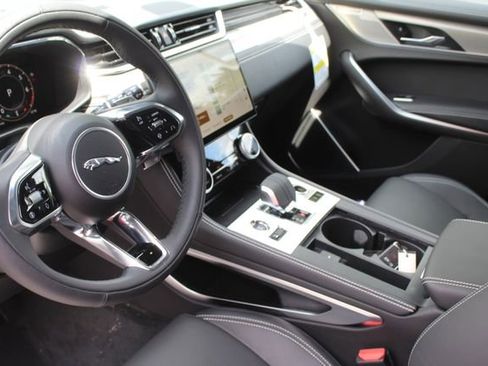 New 2026 Jaguar F-PACE R-Dynamic S image 11