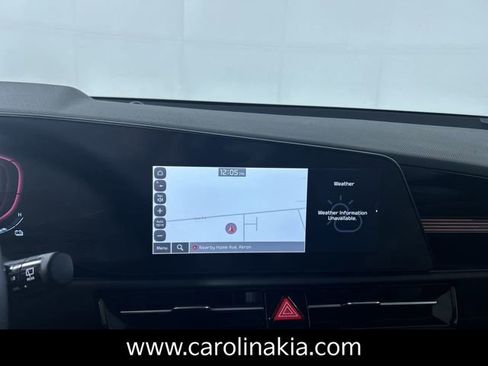 New 2023 Kia Niro EX Touring image 22