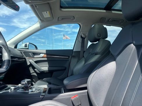 Used 2019 Audi Q5 2.0T Premium Plus w/ Premium Plus Package AWD/4WD image 39