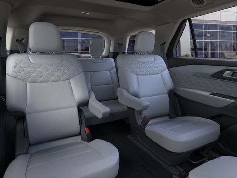 New 2026 Ford Explorer Platinum w/ LUX Leather Package AWD/4WD image 26