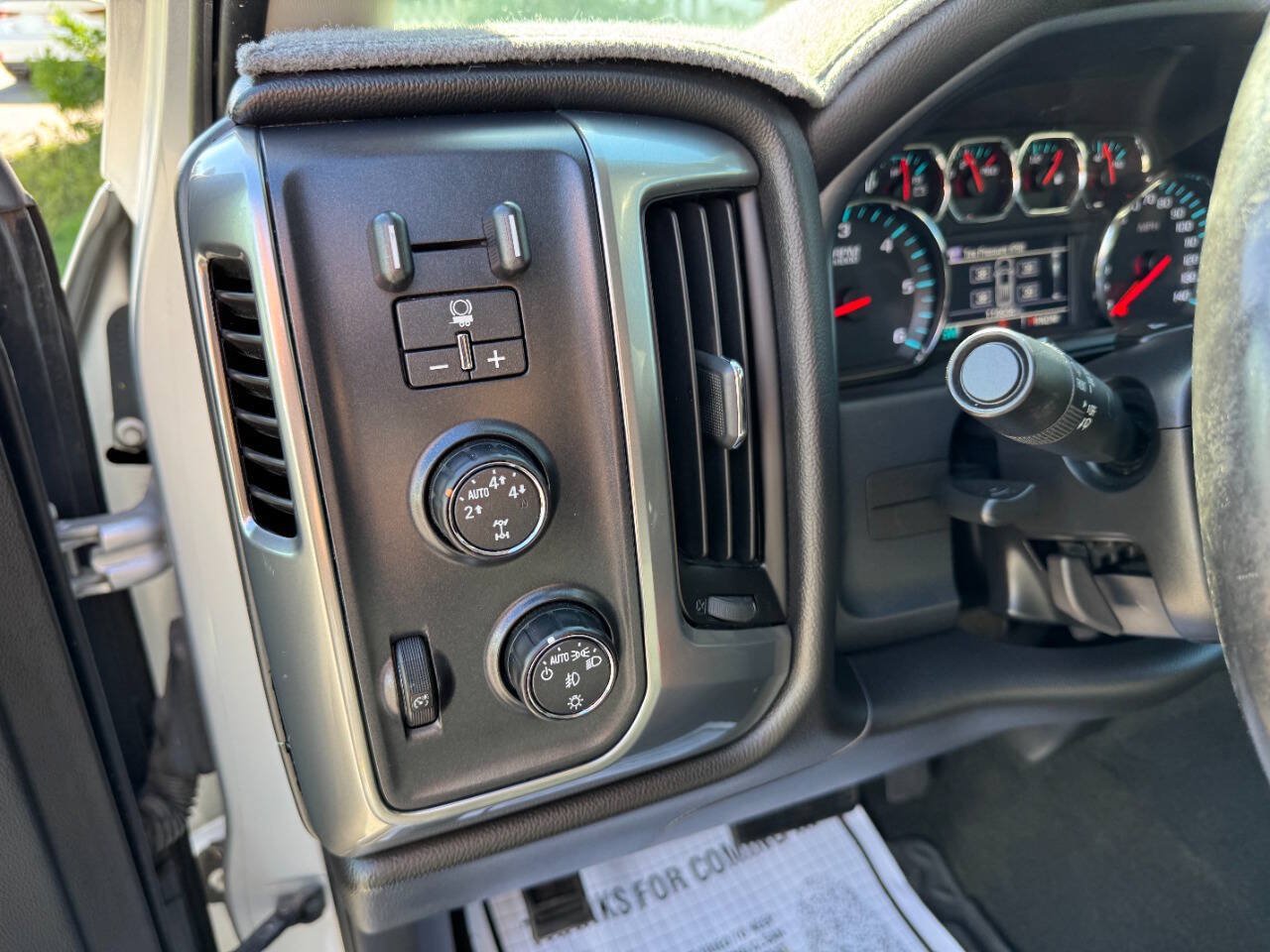 Used 2016 Chevrolet Silverado 1500 LT w/ All Star Edition AWD/4WD image 47