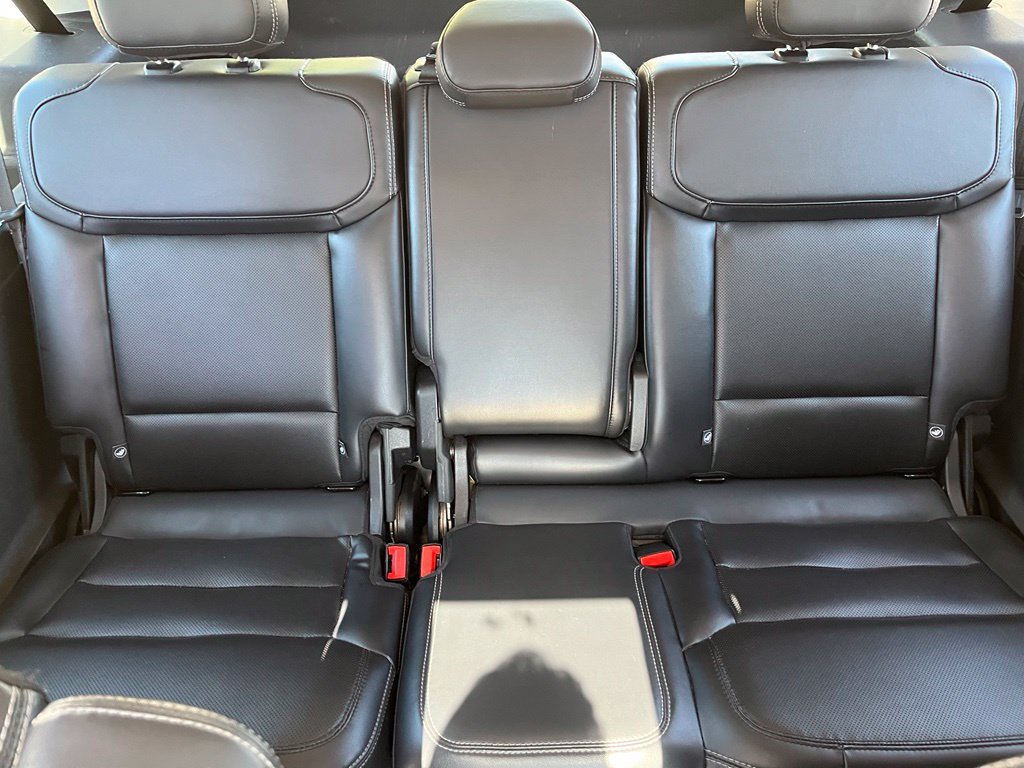 Used 2025 Ford Expedition Max Platinum AWD/4WD image 17
