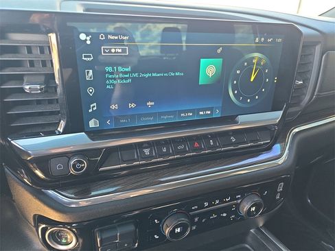 Used 2024 Chevrolet Silverado 2500 LT image 21