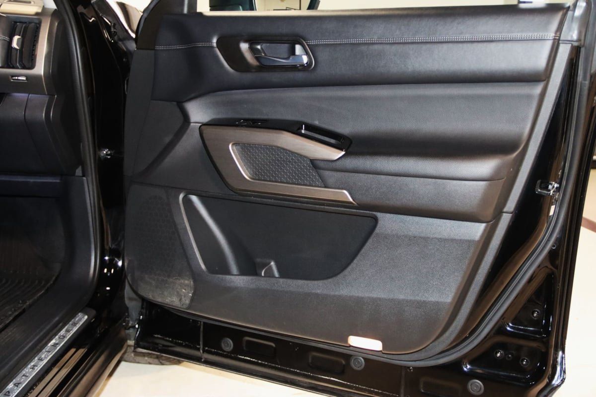 Used 2022 Nissan Pathfinder Platinum AWD/4WD image 55