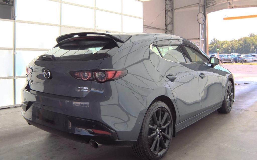 Used 2021 MAZDA MAZDA3 Hatchback w/Premium Plus Pkg AWD/4WD image 3