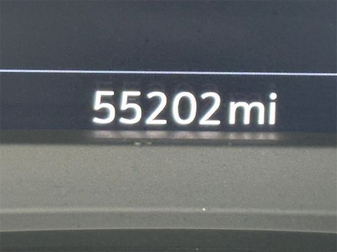 Used 2022 Cadillac XT6 Premium Luxury w/ LPO, Radiant Package image 35