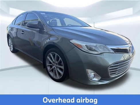 Used 2014 Toyota Avalon XLE Touring FWD image 4