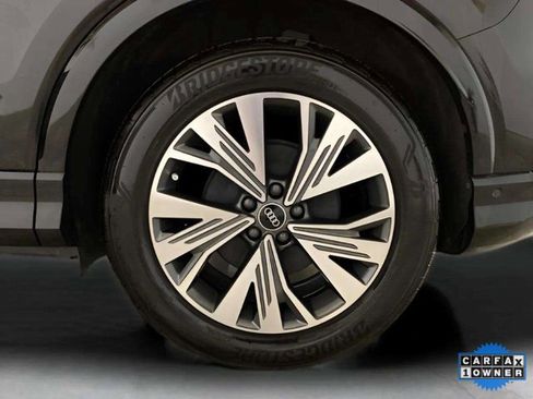 Used 2023 Audi Q4 e-tron Premium Plus w/ Premium Plus image 30