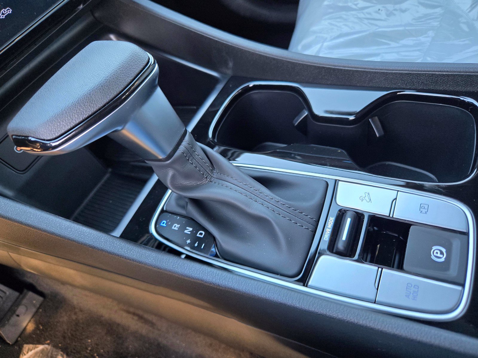 New 2027 Hyundai Santa Cruz SEL FWD image 17