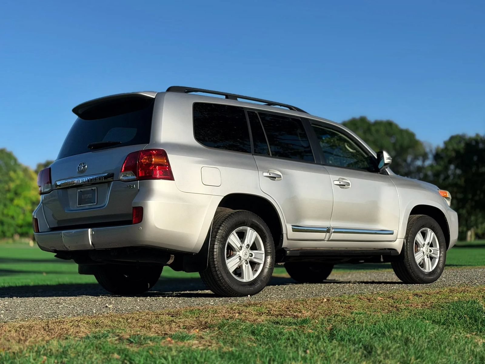 Used 2013 Toyota Land Cruiser AWD/4WD image 14