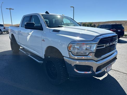 Used 2020 RAM 2500 Big Horn AWD/4WD image 16