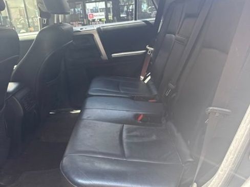 Used 2011 Toyota 4Runner Limited AWD/4WD image 4