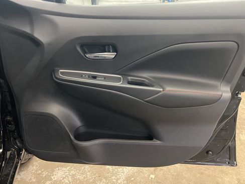 New 2025 Nissan Versa SR image 36