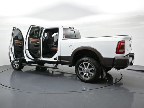 Used 2024 RAM 2500 Limited w/ Towing Technology Group AWD/4WD image 38