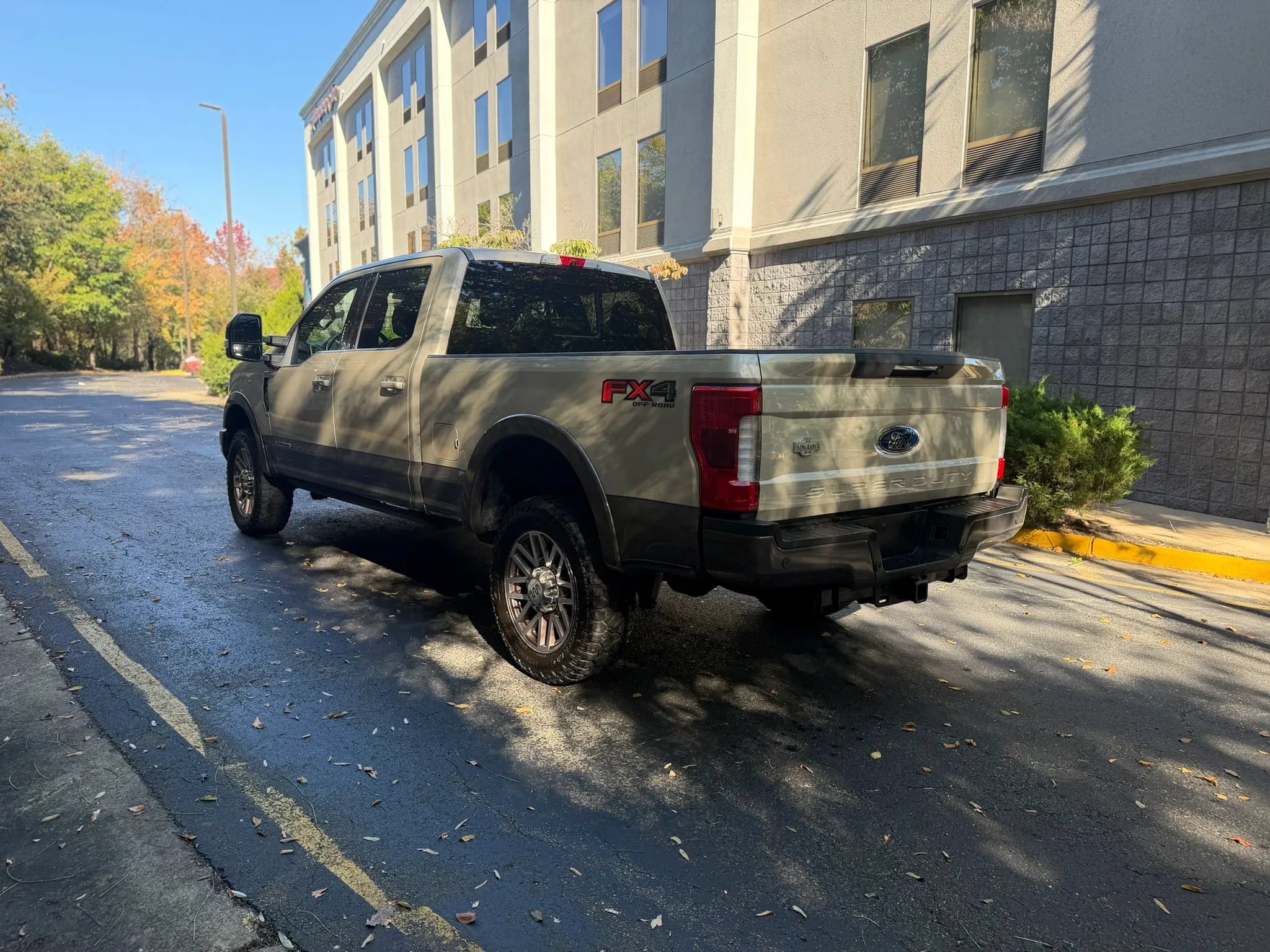 Used 2017 Ford F250 King Ranch w/ King Ranch Ultimate Package AWD/4WD image 2