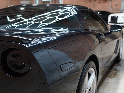 Used 2008 Chevrolet Corvette Coupe image 17