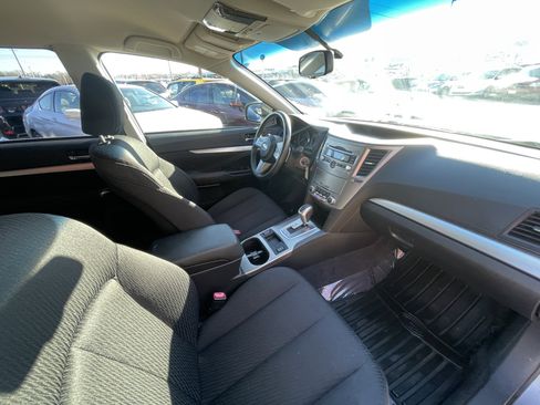Used 2011 Subaru Outback 2.5i Premium w/ All-Weather Pkg image 14