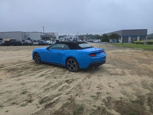 Used 2024 Ford Mustang Premium RWD image 7