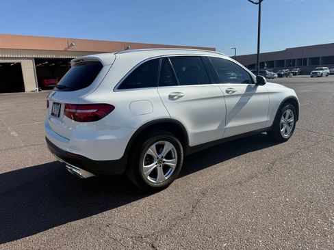 Used 2018 Mercedes-Benz GLC 300 image 5